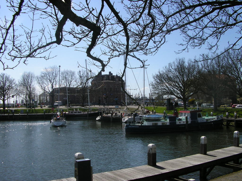 De Vier Kroonen Enkhuizen Rum bild